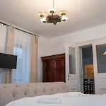 Radu Apartment